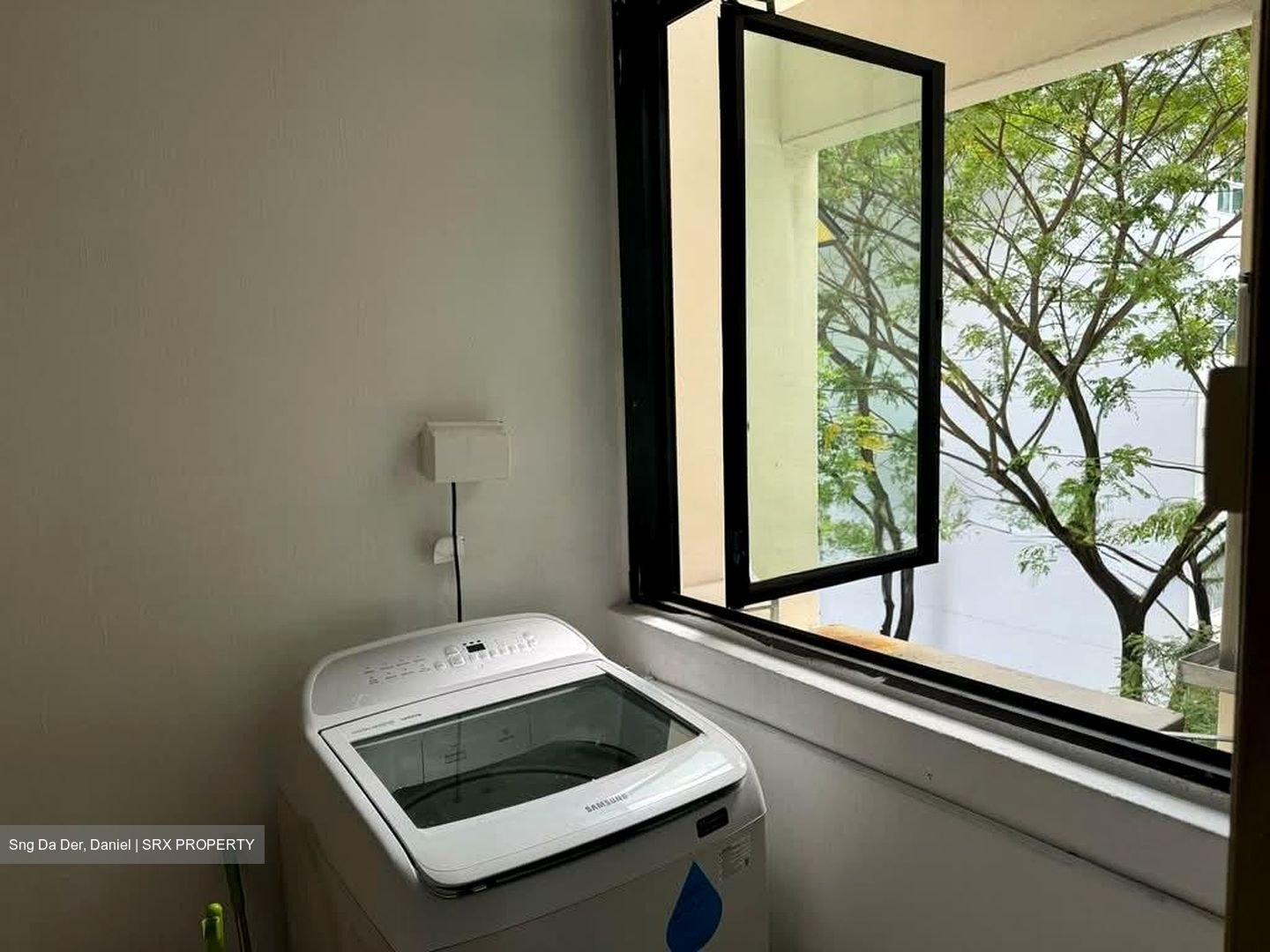 Moro Mansions (D14), Apartment #571682281